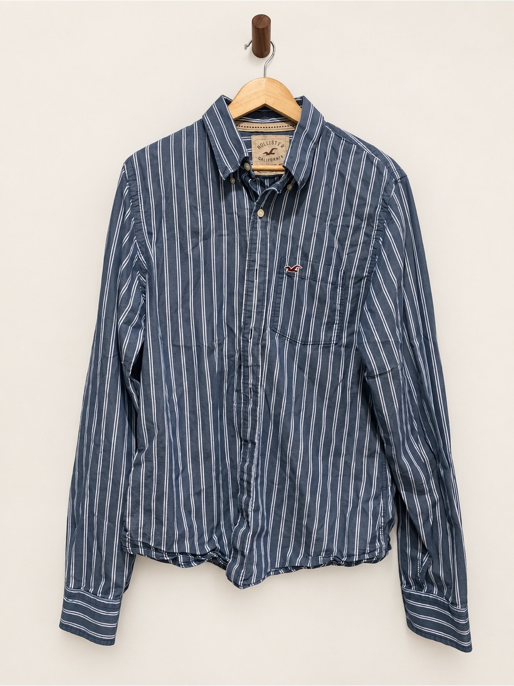Hollister Men’s XL Blue White Striped Long Sleeve Cotton Button-Down Shirt